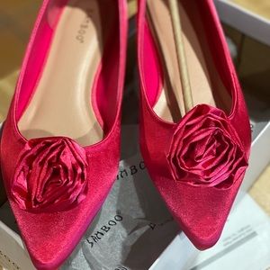 Brand new hot pink sateen flat heels